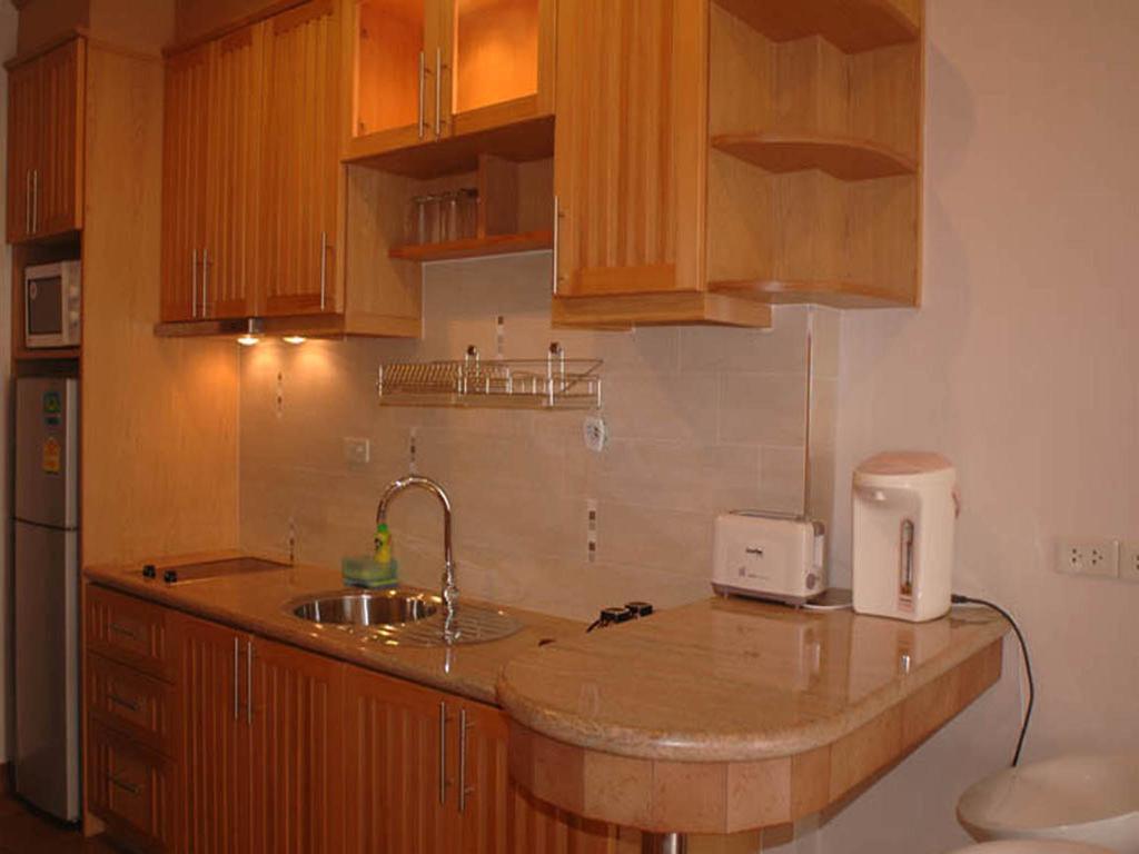 Apartments At View Talay Pattaya Bagian luar foto