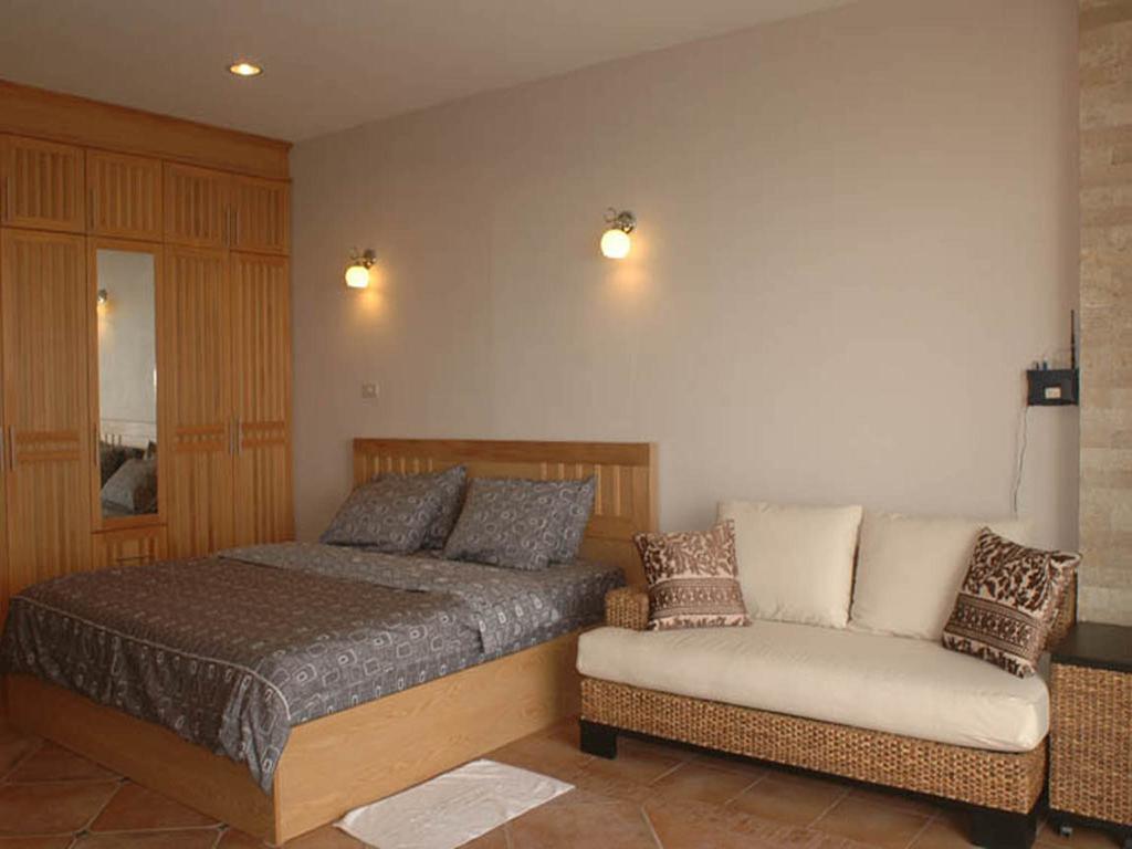 Apartments At View Talay Pattaya Bagian luar foto